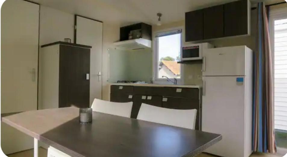 Mobilhome Proche Puy Dufou La Boissiere-de-Montaigu Buitenkant foto