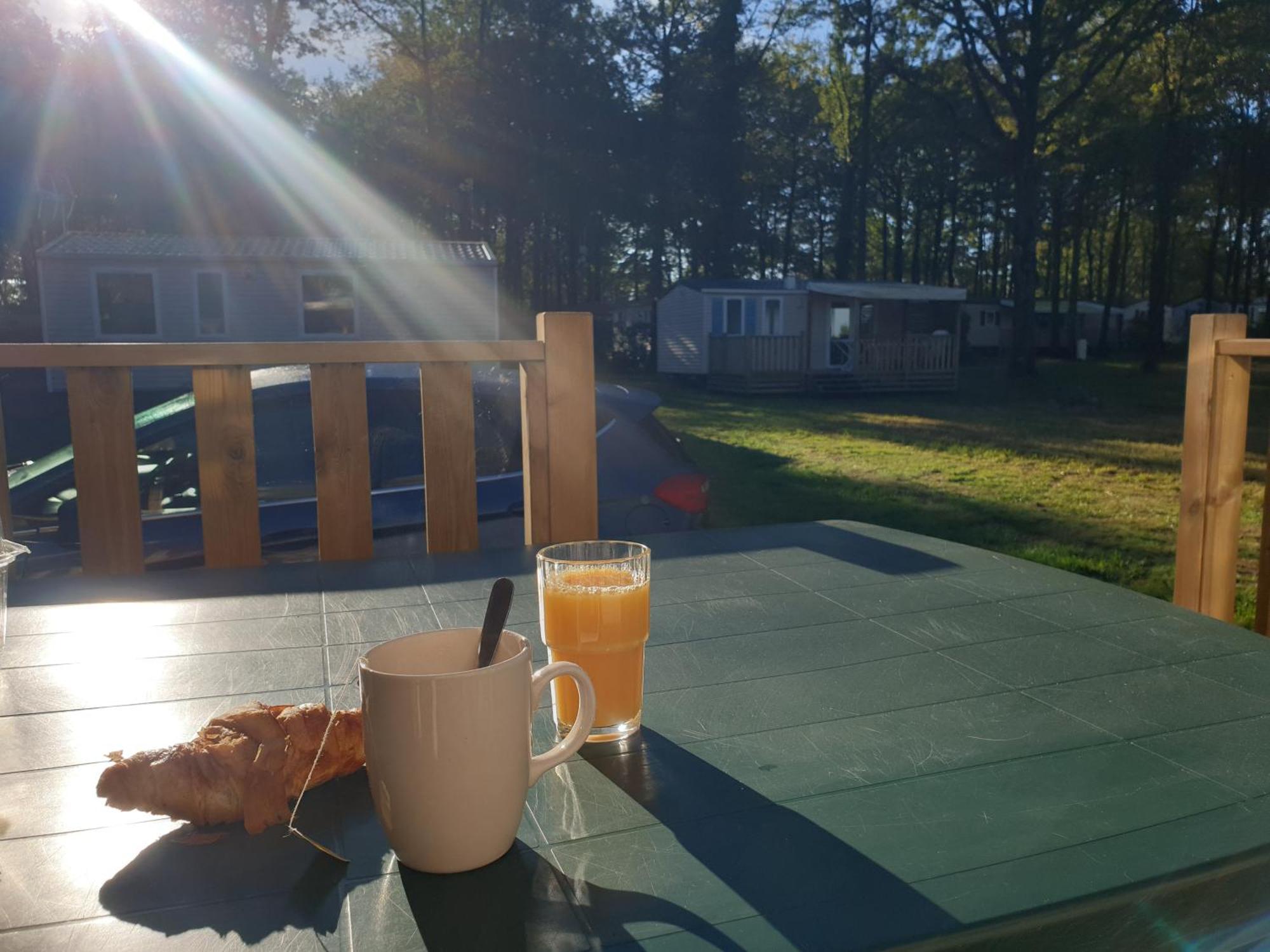 Mobilhome Proche Puy Dufou La Boissiere-de-Montaigu Buitenkant foto